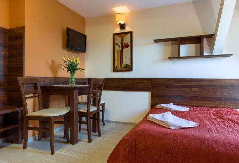 ベッドアンドブレックファースト Pensjonat Willa Szarotka