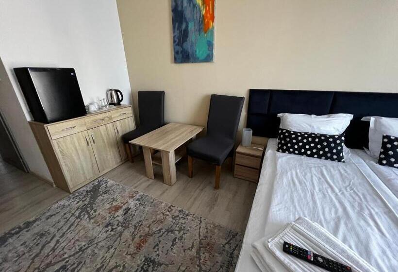 ベッドアンドブレックファースト Villa Mors