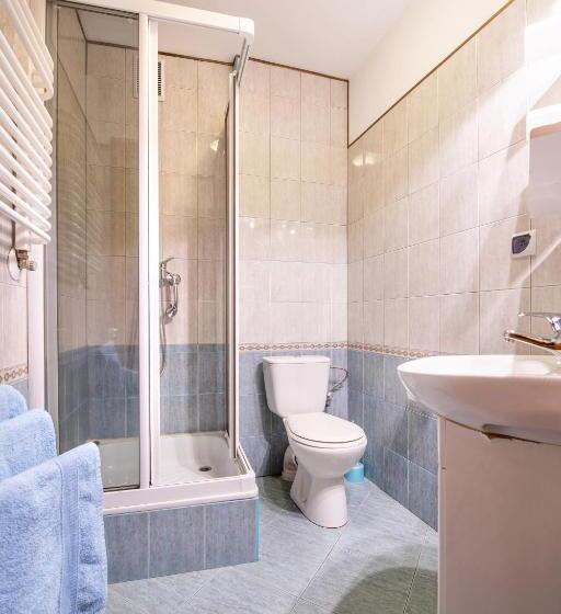 민박 Willa Alexander