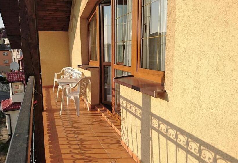 住宿加早餐  Willa Drako