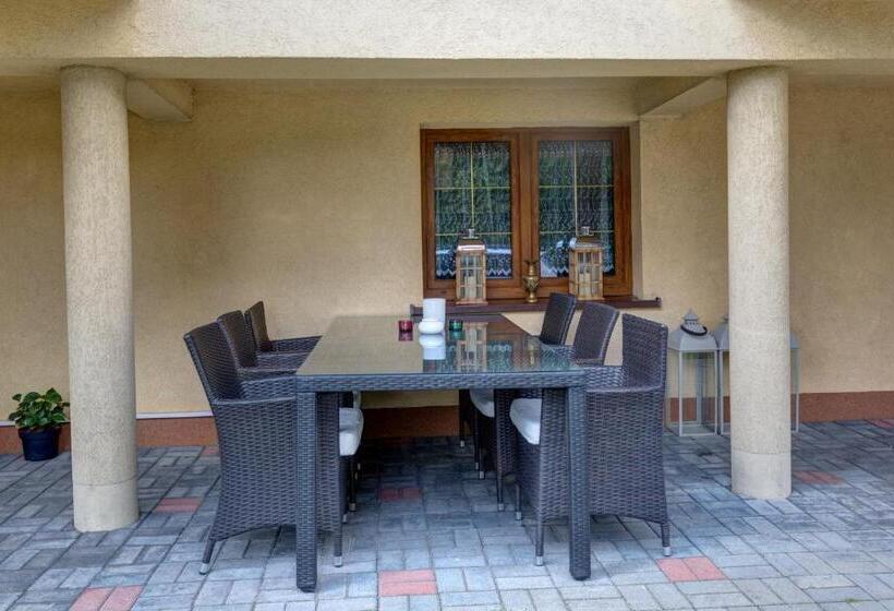 住宿加早餐  Willa Drako