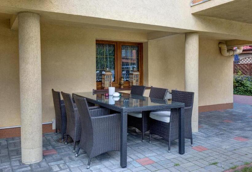 住宿加早餐  Willa Drako