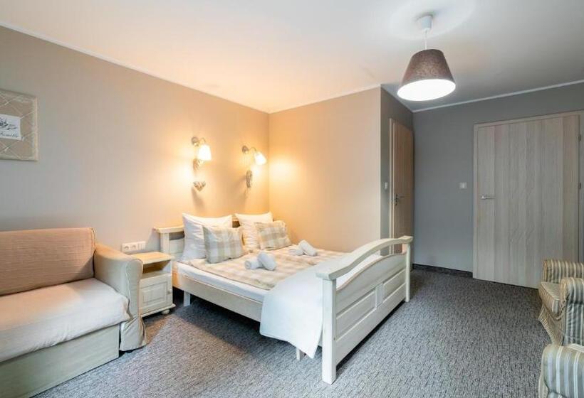 تختخواب و صبحانه Willa Izbica Karpacz