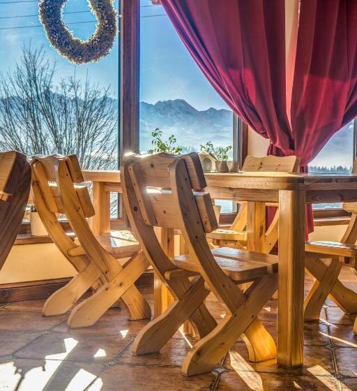 تختخواب و صبحانه Willa Majerczyk