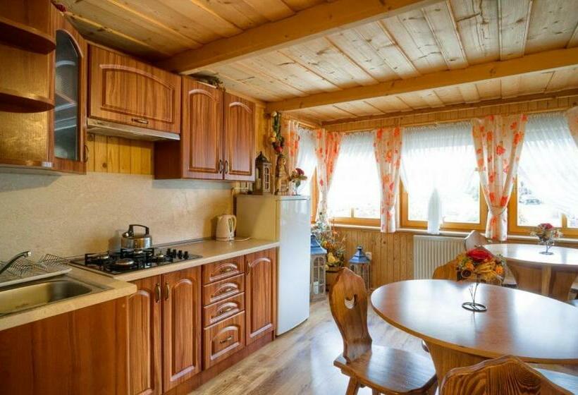 Bed and Breakfast Willa Pod Groniem