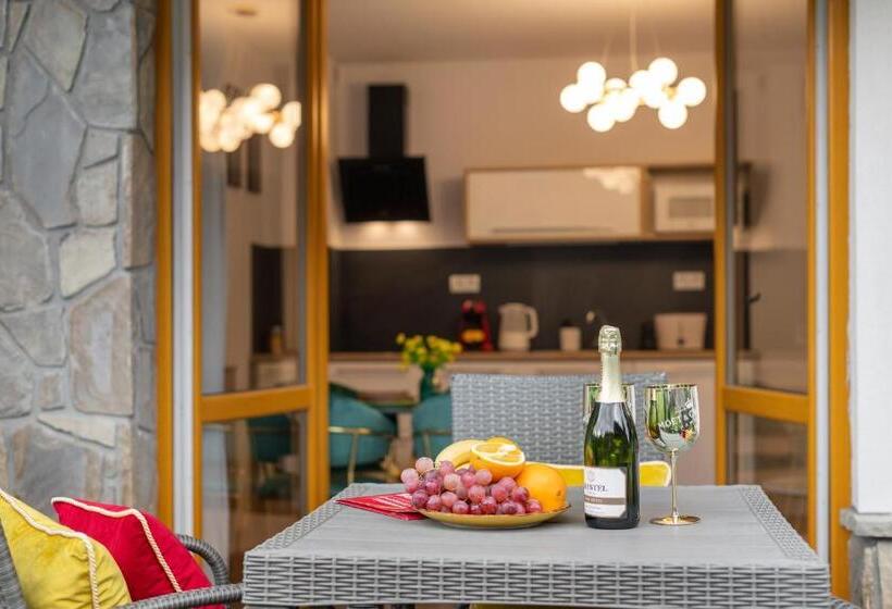 Bory6a Apartamenty & Free Parking