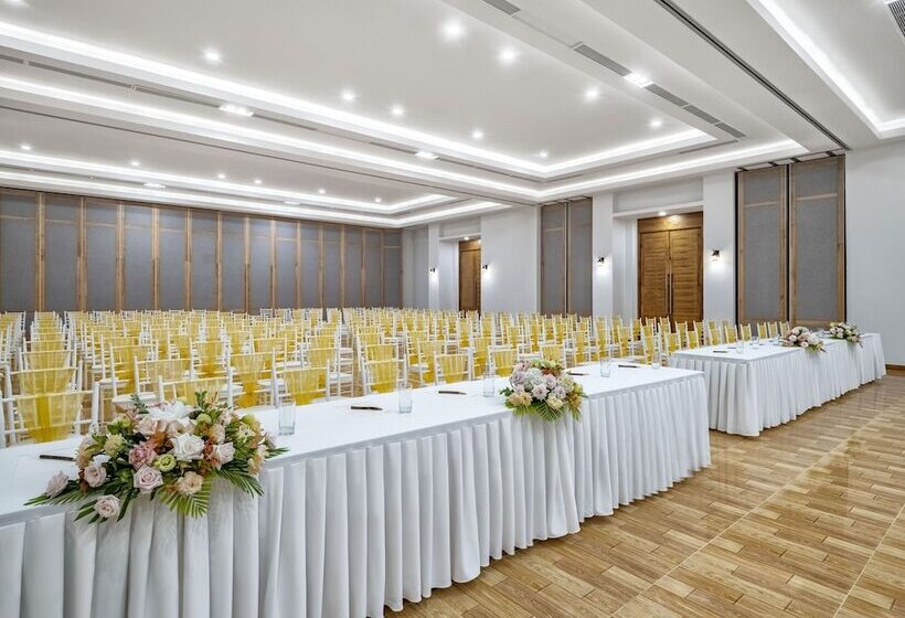 هتل Ana Mandara Cam Ranh