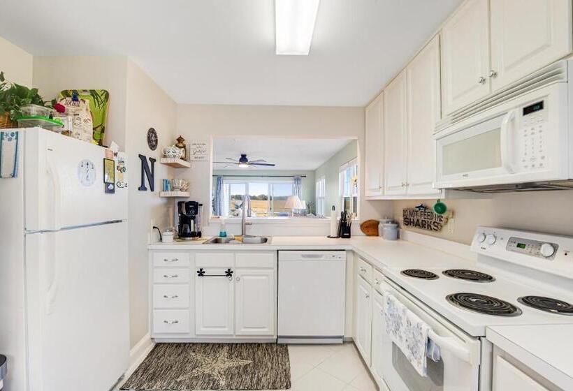 فندق Bethany Bay    37185 Harbor #3602