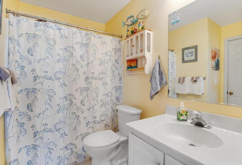 فندق Bethany Bay    37185 Harbor #3602