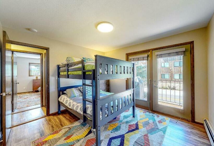 בית מלון כפרי Downtown Hideaway