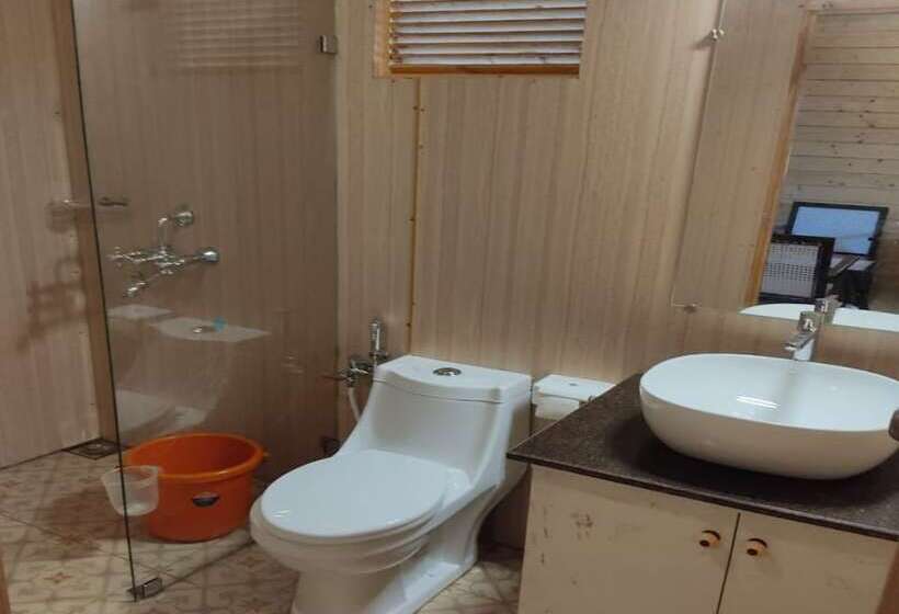 Отель Green Ivy Resort