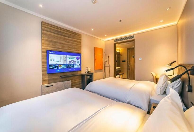 Hanting Hotel Qingdao Badaguan Taipingjiao Park Metro Station