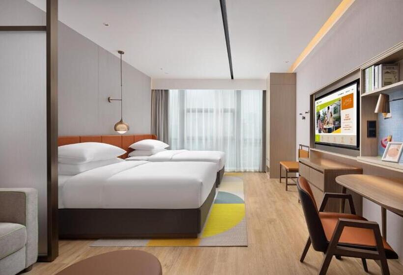 Hotel Home2 Suites By Hilton Wuhan Xudong