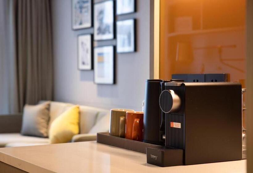 Hotel Home2 Suites By Hilton Wuhan Xudong