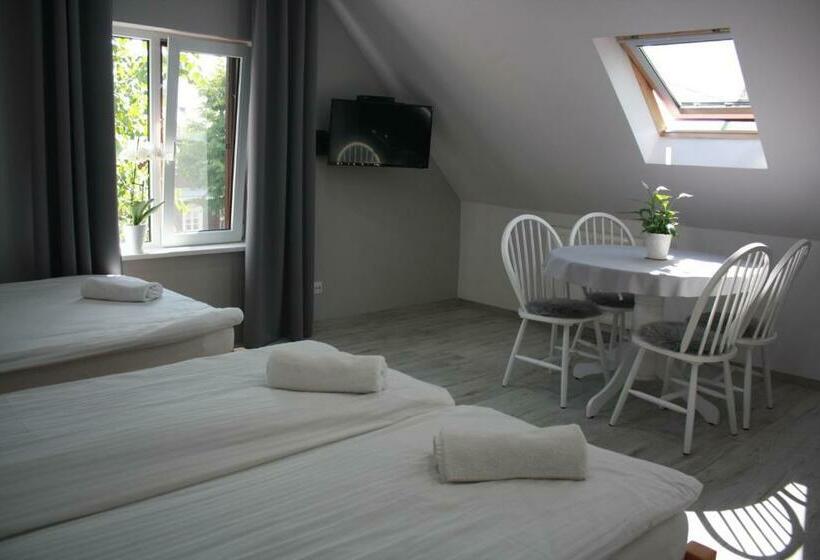 فندق Kama Pokoje Gościnne