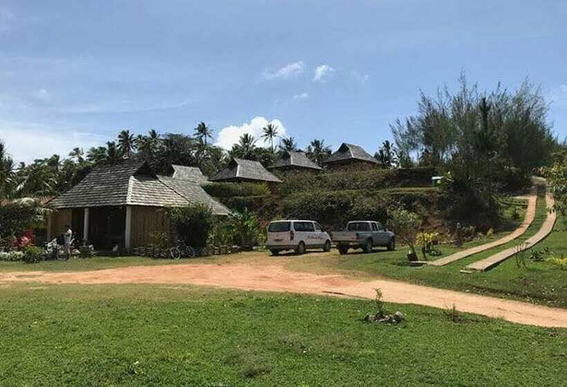 Отель Pension La Perruche Rouge