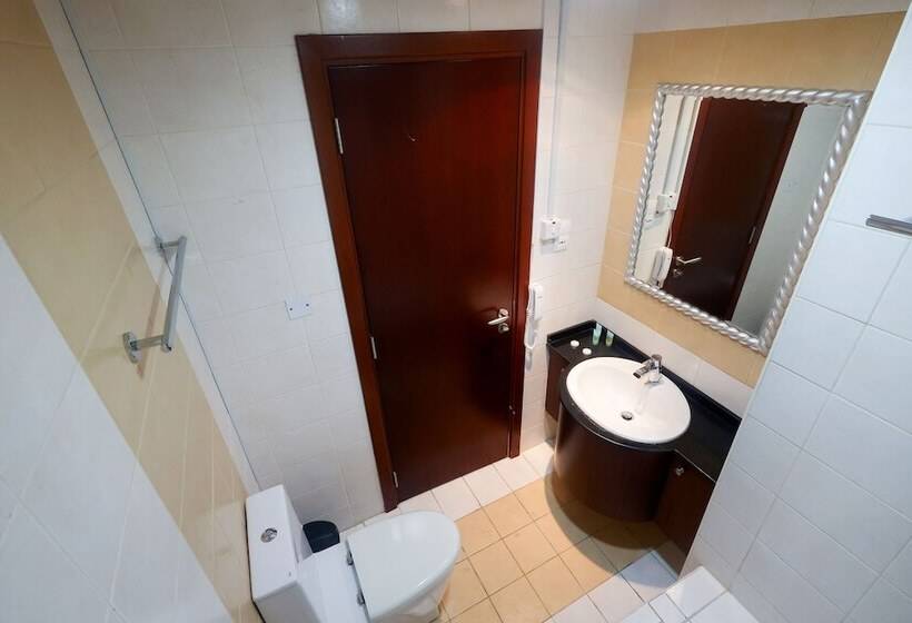 Отель Mra Grand