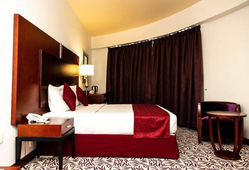 Отель Mra Grand