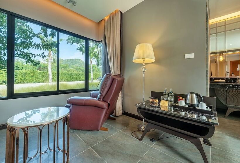 בית מלון כפרי Phukalini Luxury Pool Villa & Onsen Sha Plus Certified