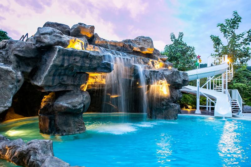 בית מלון כפרי Phukalini Luxury Pool Villa & Onsen Sha Plus Certified