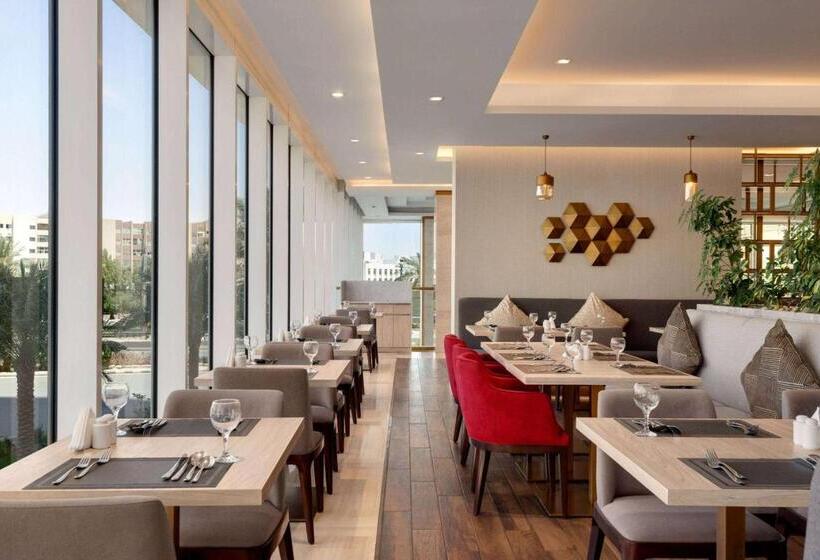 בית מלון כפרי Ramada By Wyndham Riyadh King Fahd Road