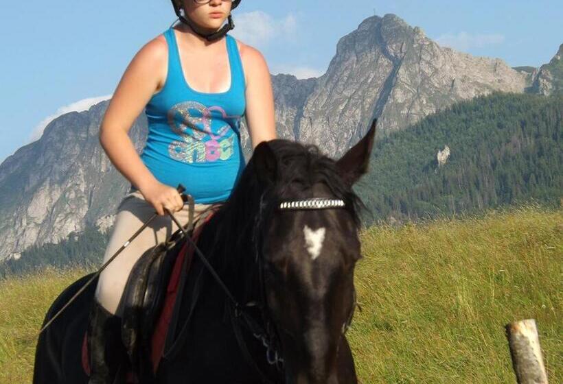 هتل Ranczo W Dolinie