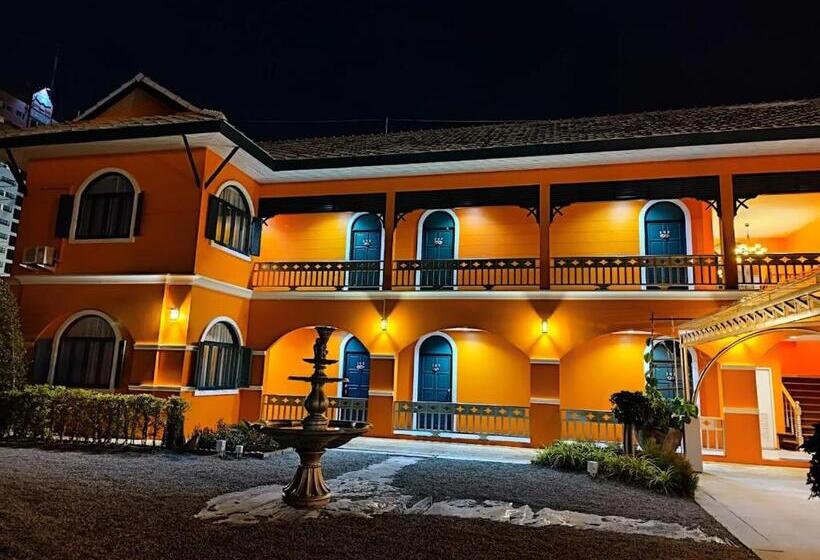 Venice Hotel Hua Hin