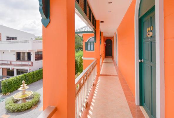 Venice Hotel Hua Hin