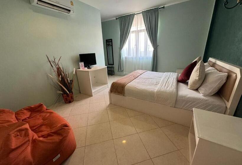 Venice Hotel Hua Hin