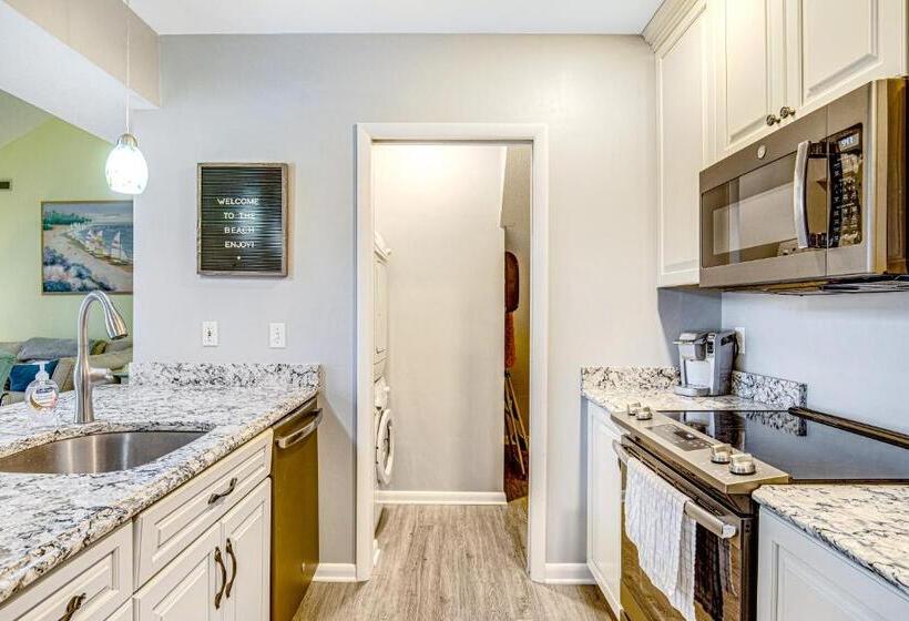 فندق Sea Colony  14001 Tall Pines