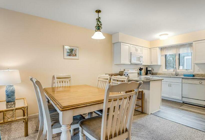 Отель Sea Colony  8406 Racquet