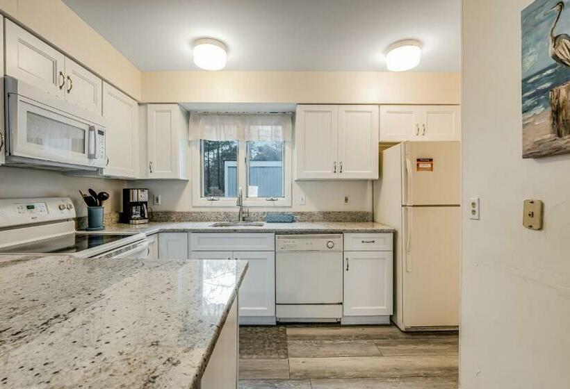 Отель Sea Colony  8406 Racquet