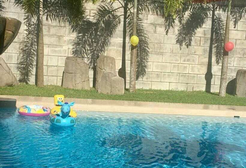 Shore Time Hotel Javier Leyte