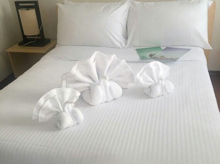 Shore Time Hotel Javier Leyte