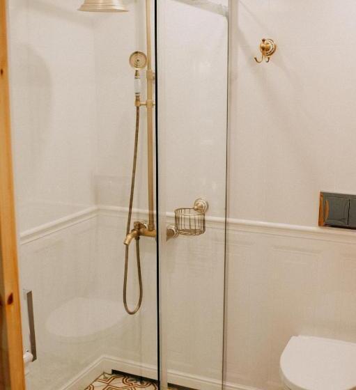 Отель Stara Stajnia Azyl Tylko Dla Dorosłych