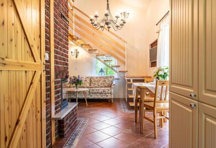 Отель Stara Stajnia Azyl Tylko Dla Dorosłych