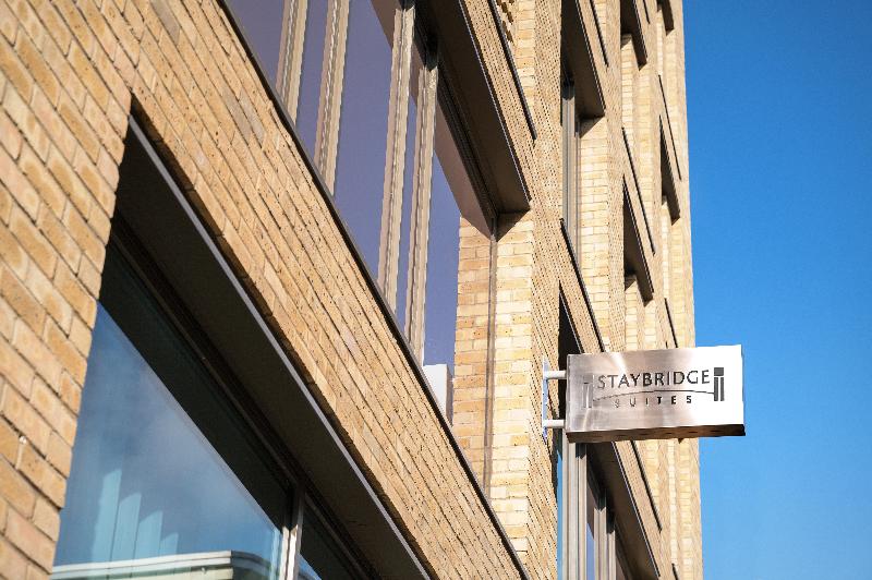 Отель Staybridge Suites Brighton, An Ihg