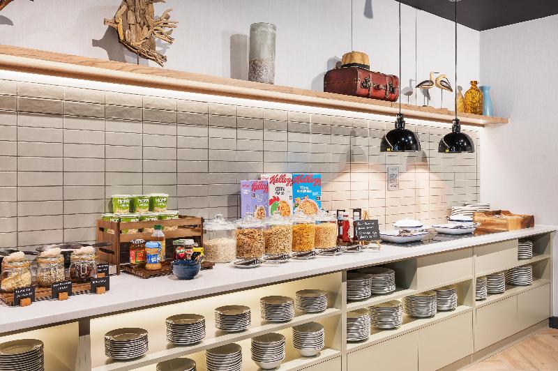 Отель Staybridge Suites Brighton, An Ihg