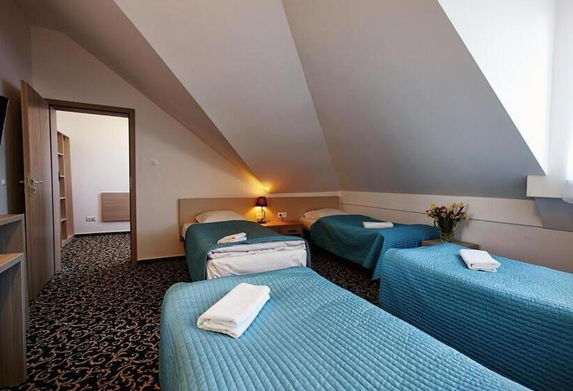 בית מלון כפרי Zajazd Europa