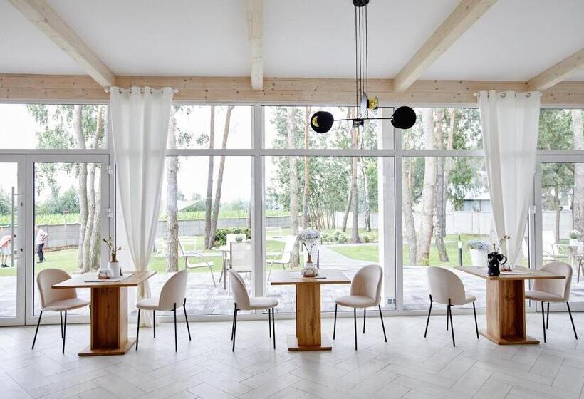 בית מלון כפרי Zajazd Europa