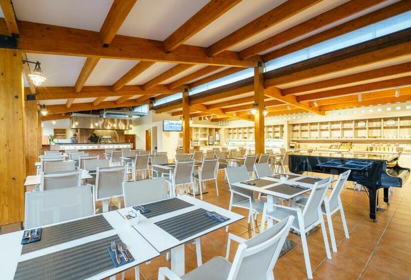 Oassium Hotel at Estival Park - Adults Only