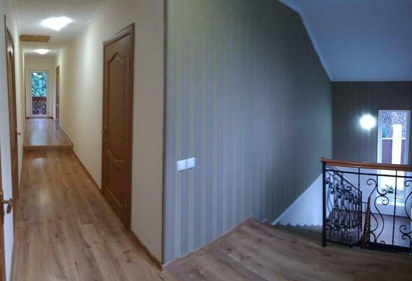 펜션 гостьовий будинок Natali