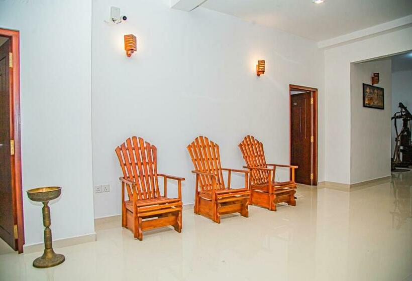 פנסיון Chala Villa