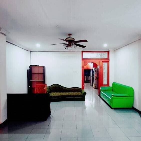 ペンション Go Hard Or Go Home Surf Lodge