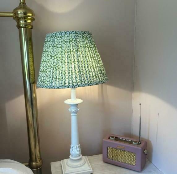 膳宿费 Meadow View