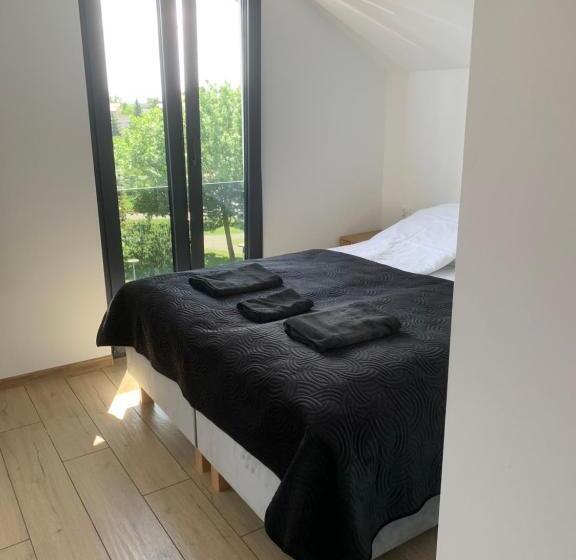 פנסיון Nt Holiday