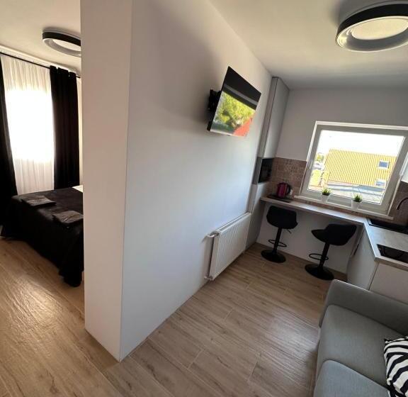 פנסיון Nt Holiday