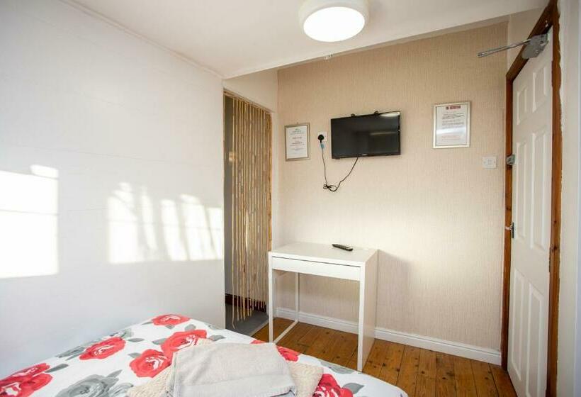 بنسيون The Avocet By #shortstaysaway