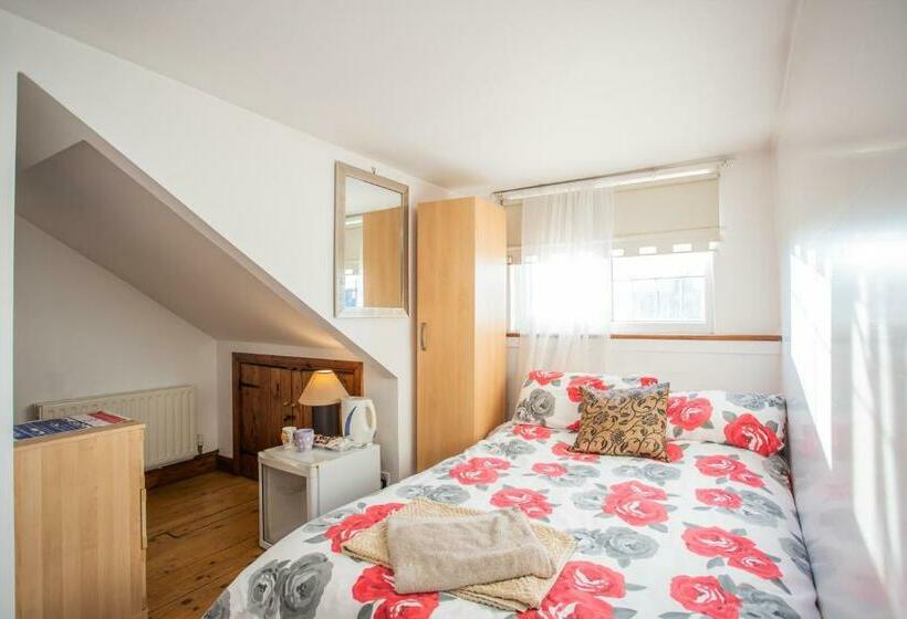 بنسيون The Avocet By #shortstaysaway