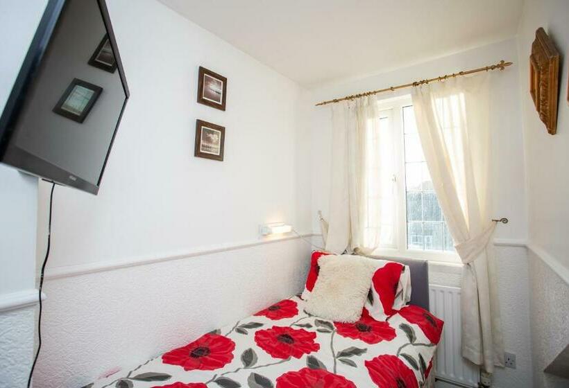 بنسيون The Avocet By #shortstaysaway